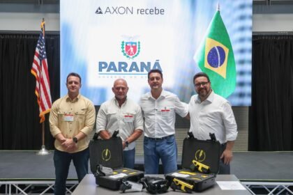 Governador Ratinho anuncia compra de 2 mil armas não letais de gigante global que fornece para o FBI