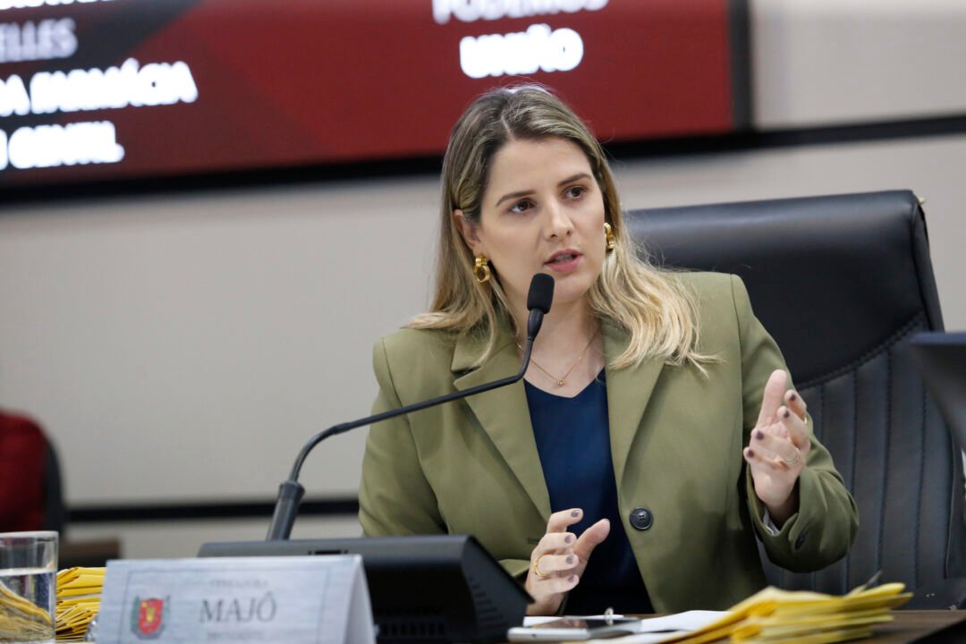 Presidente da Câmara Municipal de Maringá, vereadora Majô