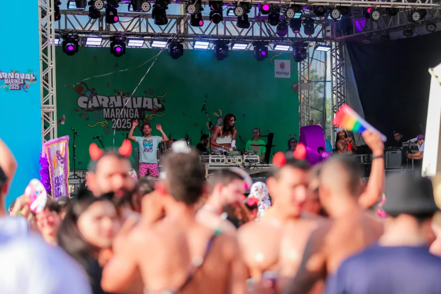 O Carnaval 2026 de Maringá reúne Bonde do Forró, Pegada LP, Edy Lemond, Banda Nova Dimensão e ainda reserva uma atração surpresa para o público. (Crédito: Gabriel Bukalowski/PMM)