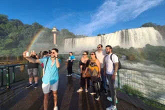 América do Sul, EUA e Europa: turistas estrangeiros chegam de todos os cantos ao Paraná