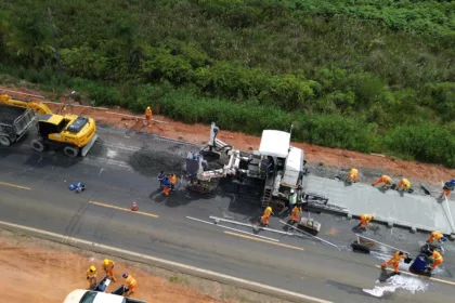 Restauração em concreto da PR-151 entre Ponta Grossa e Palmeira