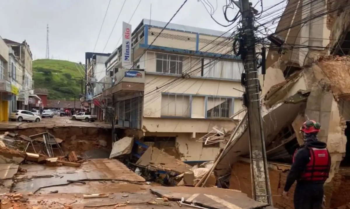 Chuvas devastadoras na Zona da Mata