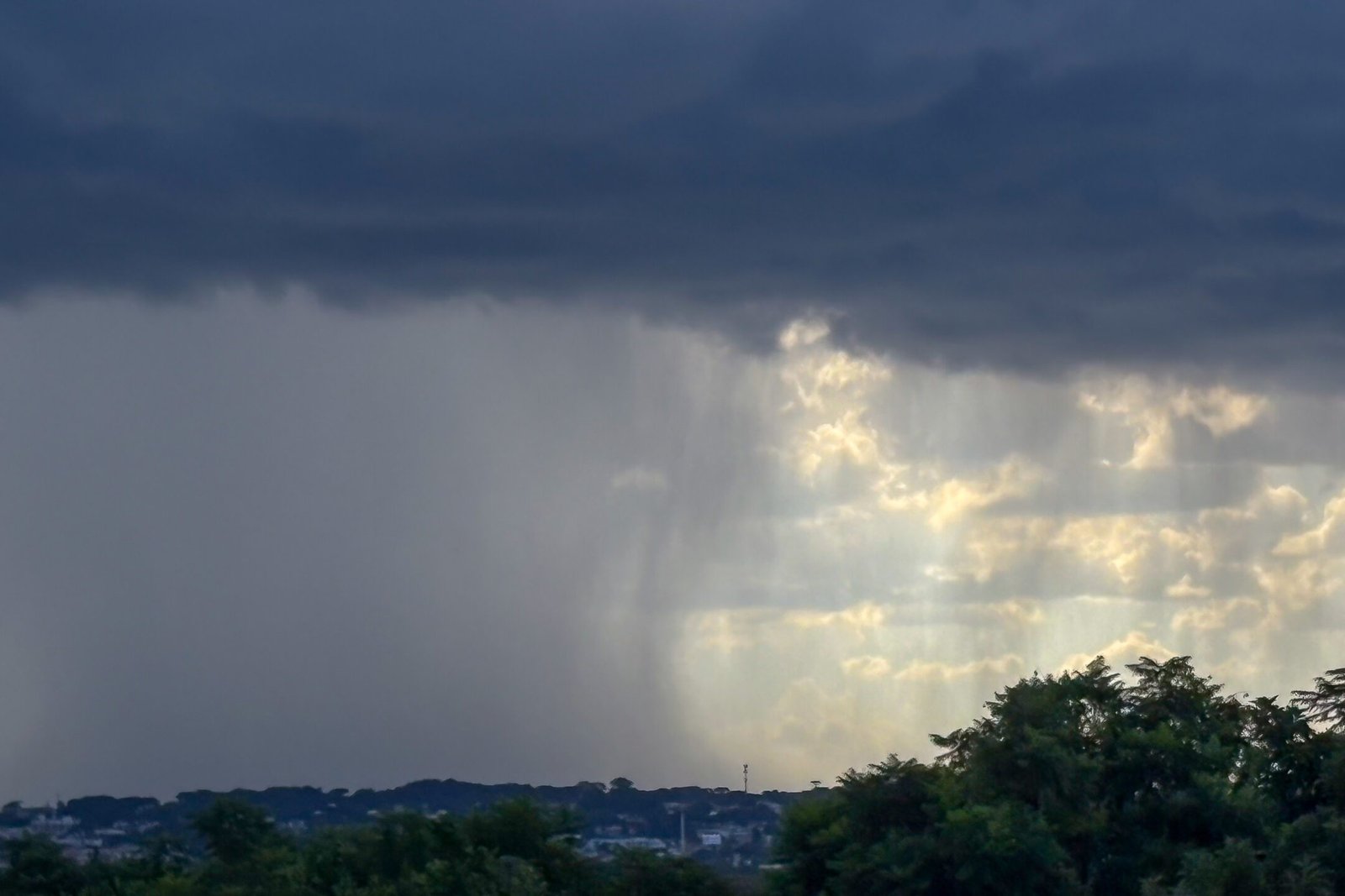 Alerta de tempestade no Paraná