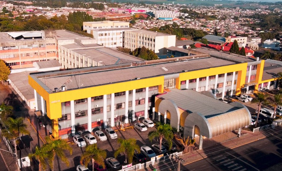 niversidade Estadual do Centro-Oeste (Unicentro)