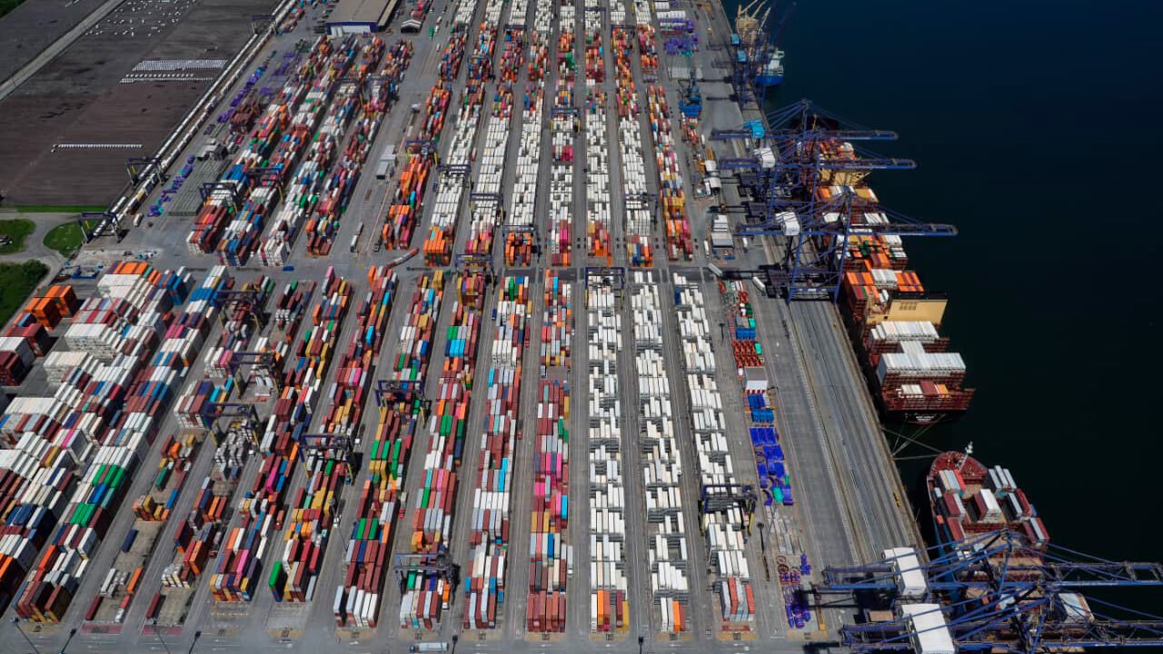 Exportações do Paraná para Dinamarca, Singapura, Noruega, Polônia e Japão dobram em 2026