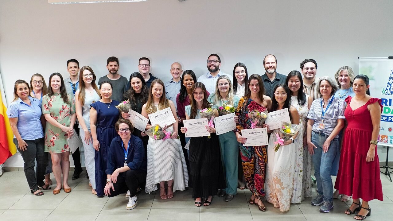 Prefeitura de Maringá realiza formatura de novos médicos residentes em Medicina de Família e Comunidade