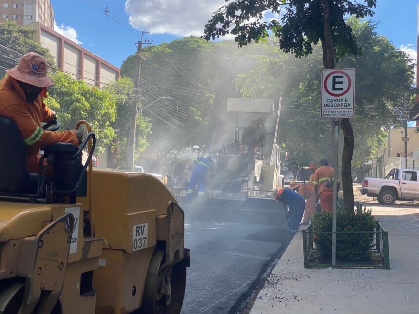 Prefeitura de Maringá realiza recapeamento asfáltico