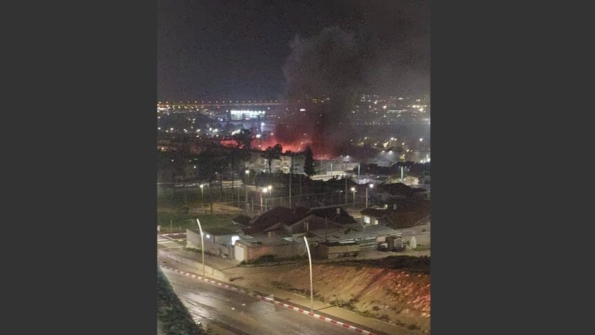 mísseis iranianos atingem sul de Israel próximo a centro nuclear