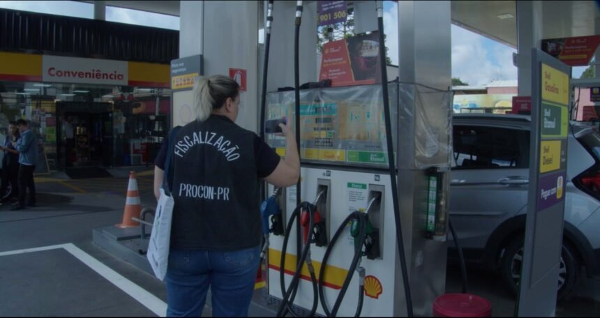 Procon-PR notifica postos por suspeita de aumento abusivo nos combustíveis