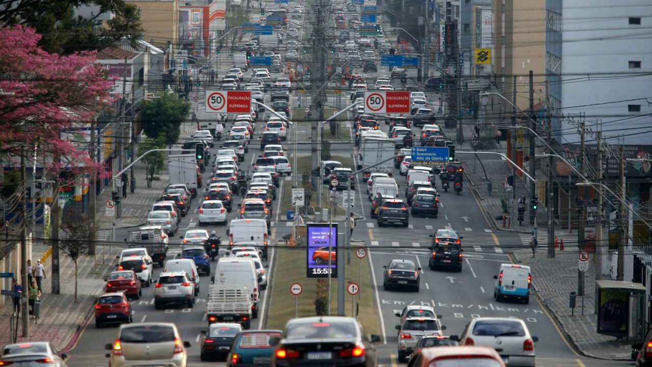 Número de emplacamentos cresce 24,7% no primeiro bimestre de 2026 no Paraná