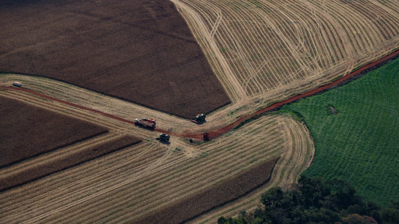 PIB do Paraná cresce 2,8% em 2025 e 22% acima da média nacional