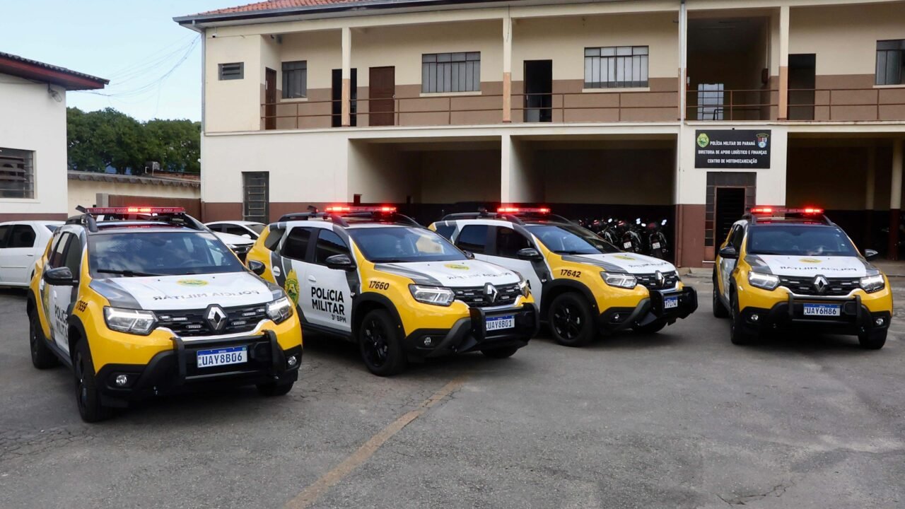 Governo do Paraná entrega 54 novas viaturas para Patrulha Maria da Penha