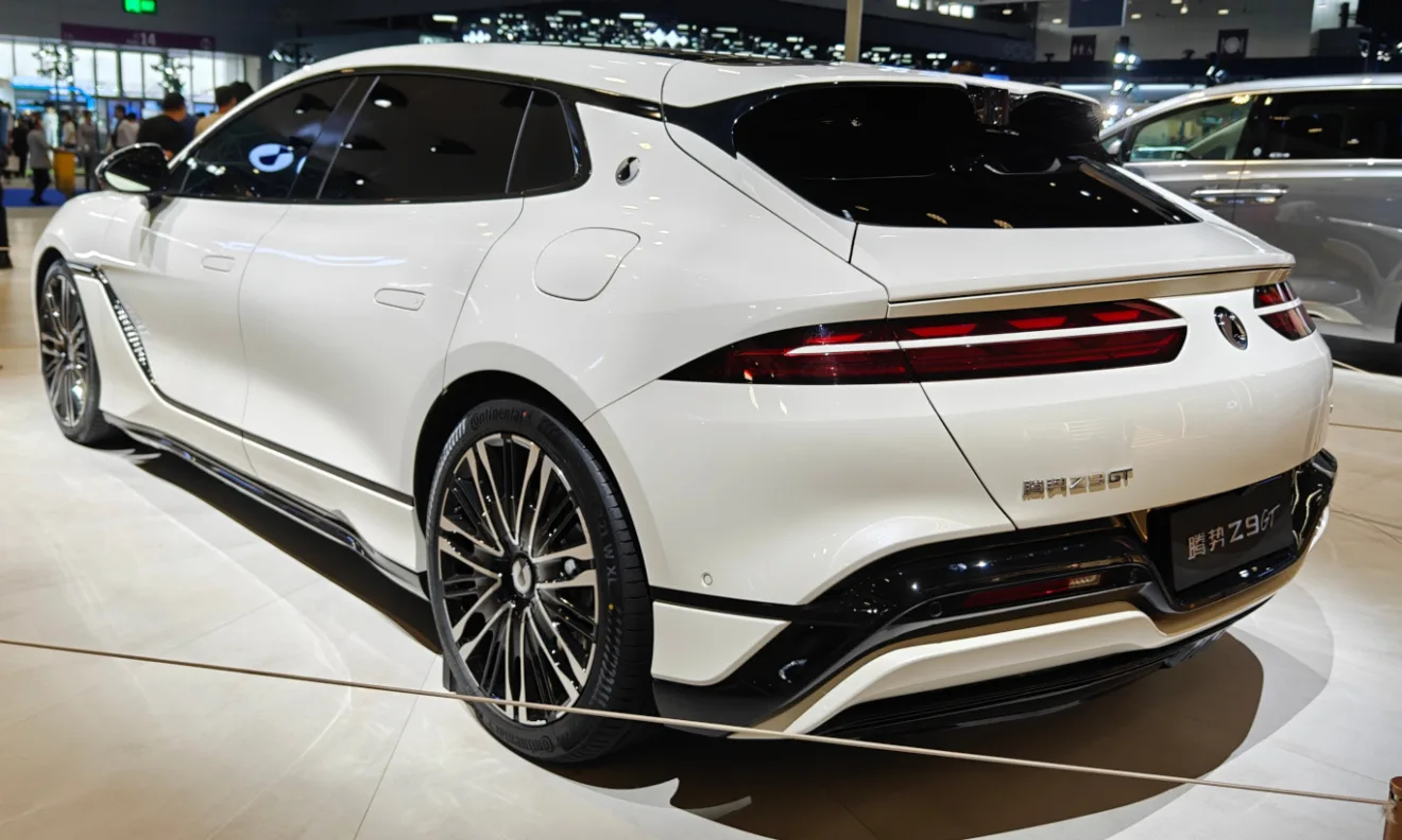 Denza Z9 GT: o "shooting brake" de luxo da BYD que desafia gigantes europeus