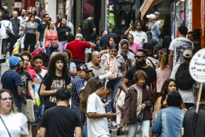 Pesquisa Nacional por Amostra de Domicílios Contínua (Pnad) 2025, Instituto Brasileiro de Geografia e Estatística (IBGE)