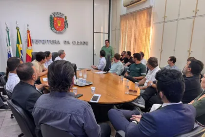 Reunião entre Prefeitura e bares