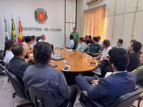 Reunião entre Prefeitura e bares
