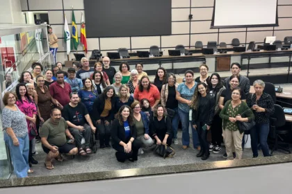 Majô promove encontro para fortalecer feiras de artesanato e incentivar economia criativa em Maringá