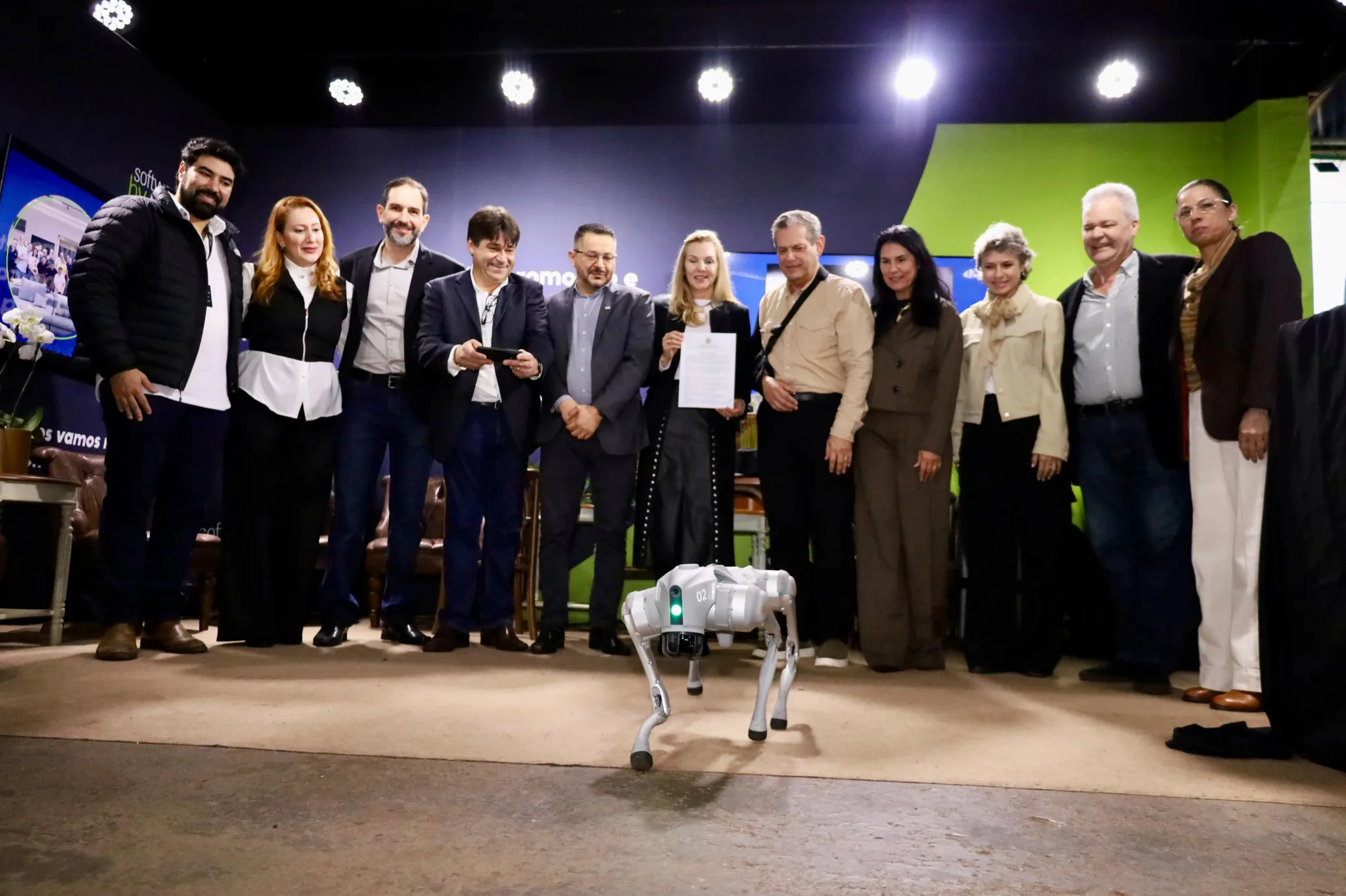 Maringá e Ivaiporã firmam parceria para integração de ambientes de inovação