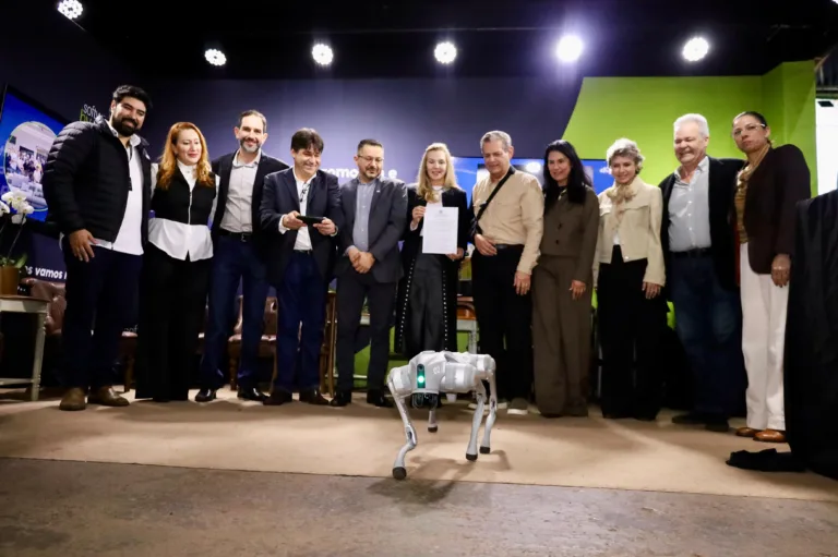 Maringá e Ivaiporã firmam parceria para integração de ambientes de inovação
