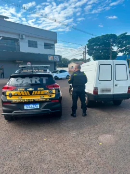 carro com o maior número de multas aplicadas em Maringá