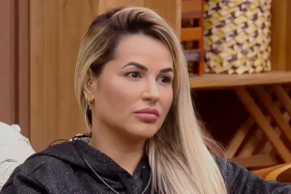 Deolane Bezerra