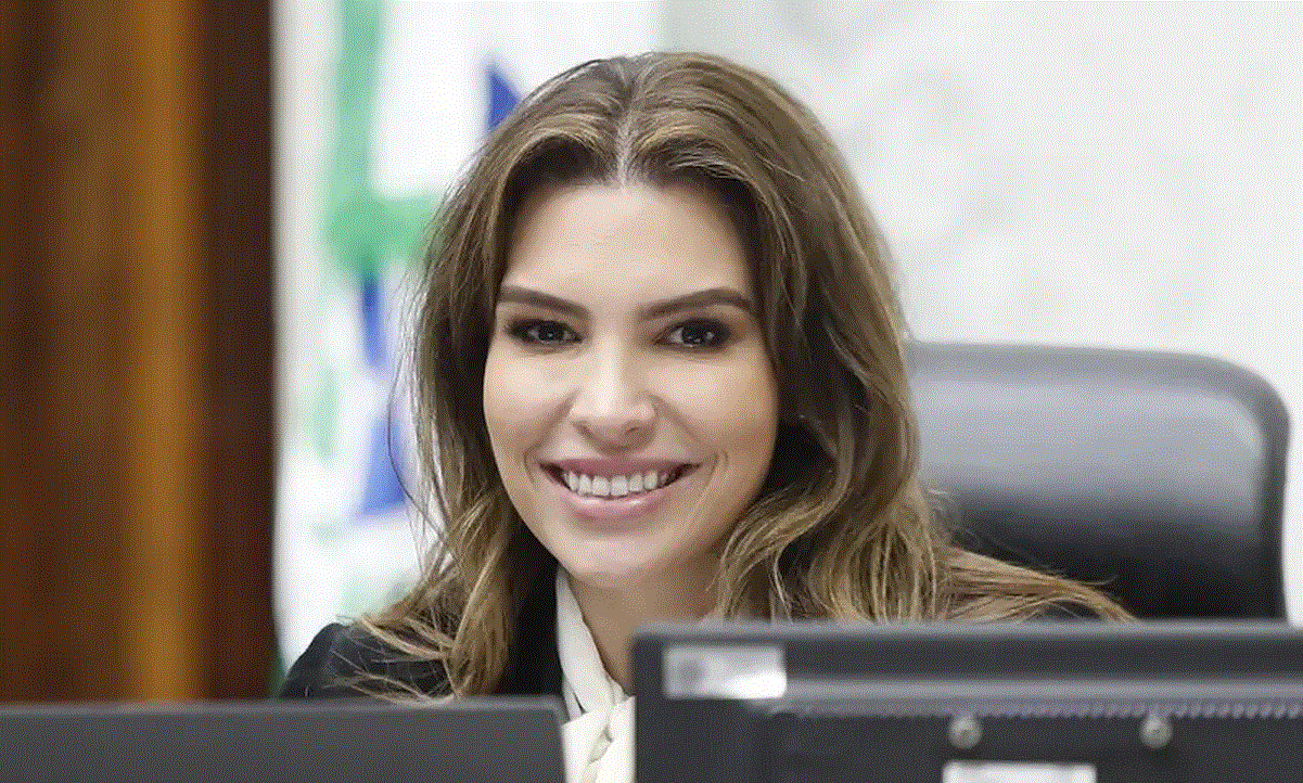 Projeto de Lei nº 930/2025, da deputada estadual Maria Victoria (PP)