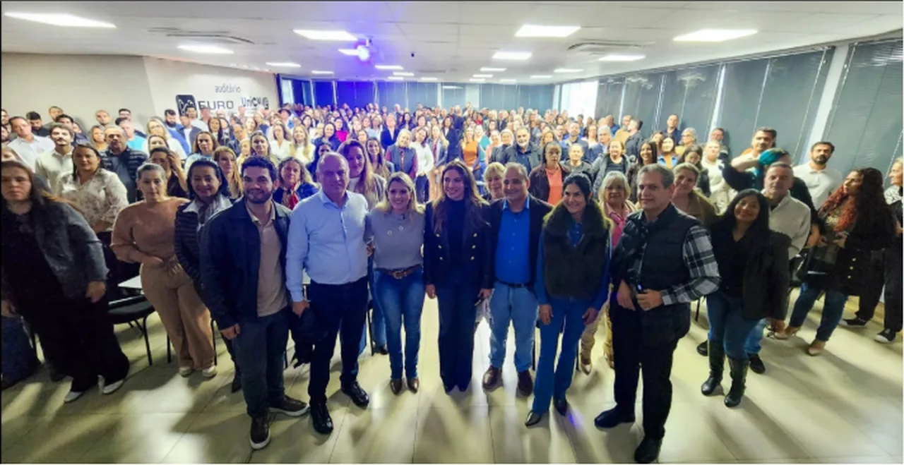 Encontro de lideranças em Maringá reúne deputados, prefeito e autoridades