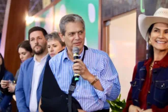 Prefeito Silvio Barros abre estande da Prefeitura na Expoingá 2026 com serviços para a comunidade