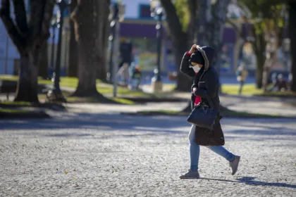 no mês de maio as características de inverno começam a ficar mais presentes na atmosfera