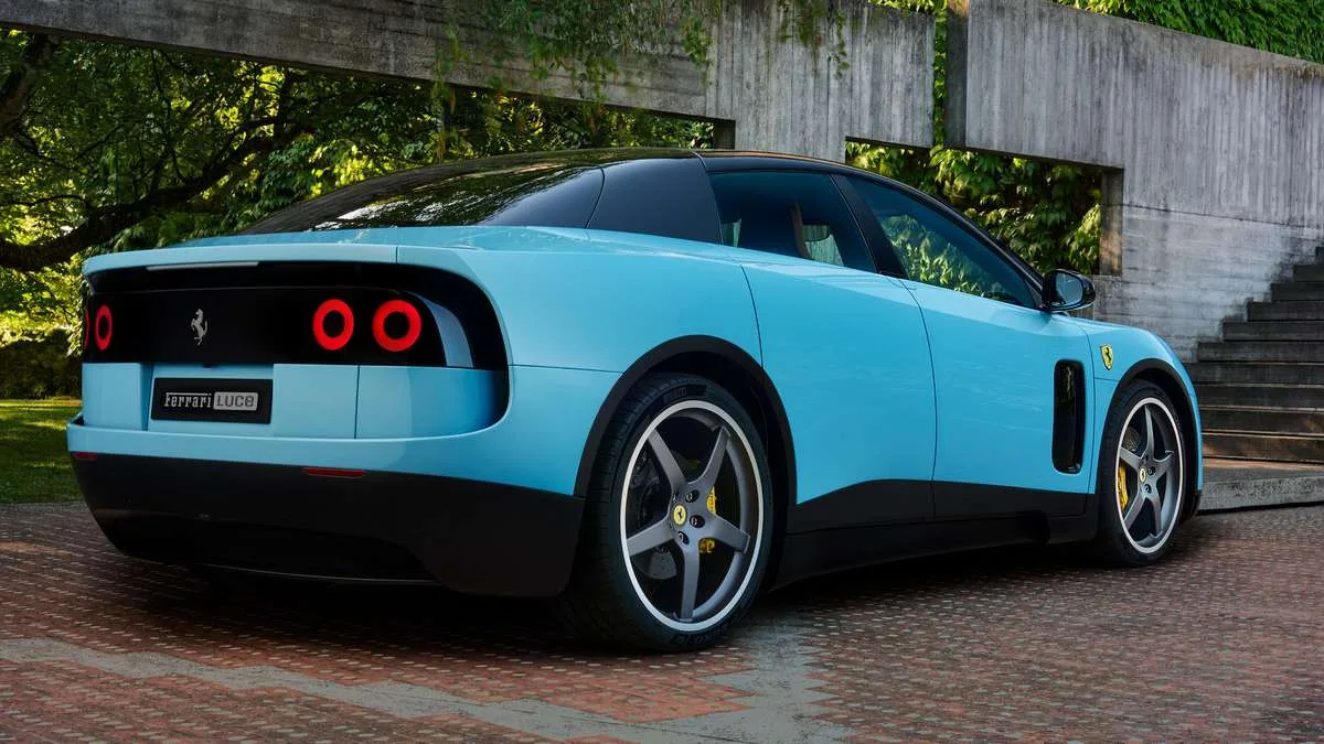 BYFerrari Luce