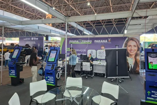 Do RG aos serviços do Detran: Poupatempo Paraná leva serviços para a Expoingá
