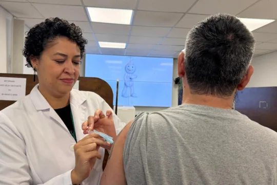 vacina contra gripe