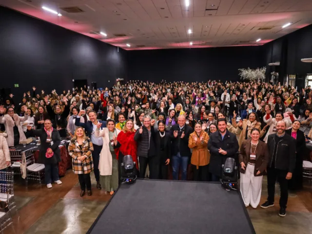 Mais de 500 mulheres participam da '1ª Jornada do Empreendedorismo Feminino' em Maringá