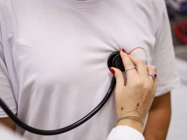 Credenciamento de novos médicos para compor a rede municipal de saúde de Maringá entra na reta final; inscrições vão até terça-feira, 9