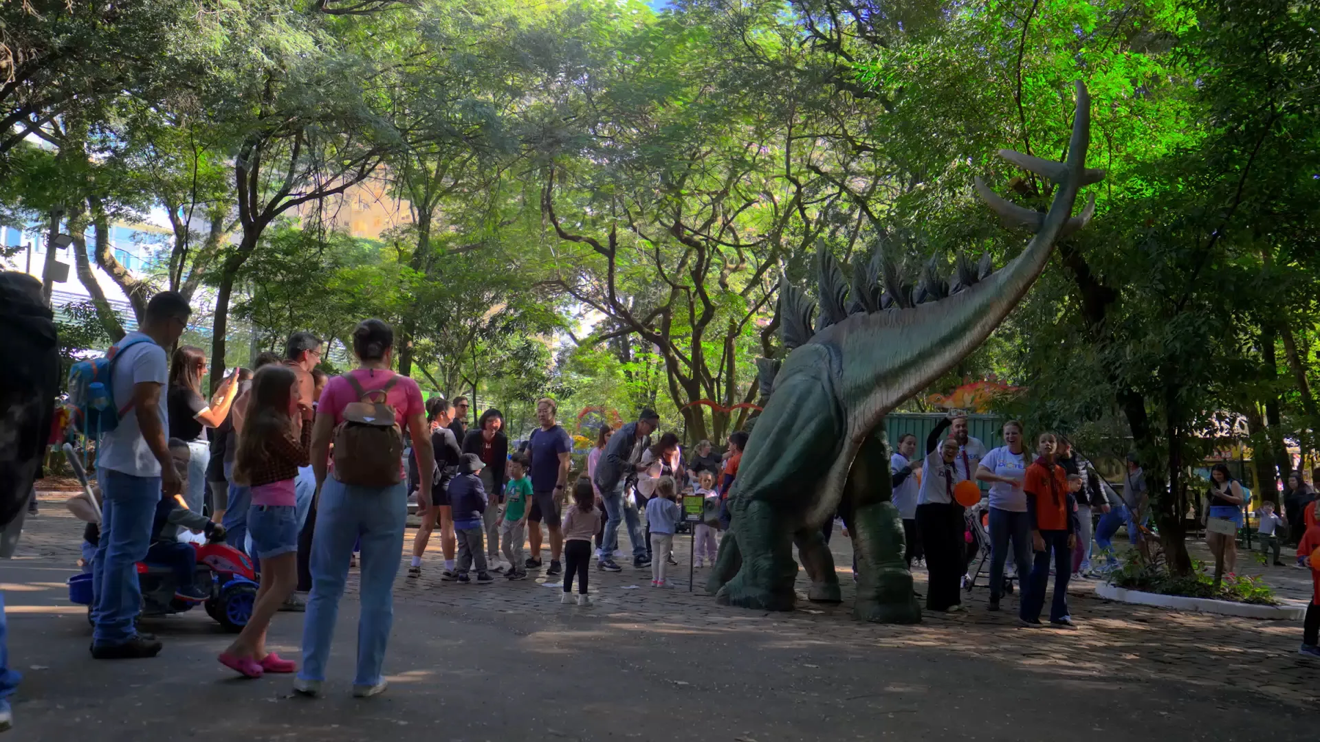 Público recorde: mais de 6 mil pessoas lotam o Parque do Ingá na abertura da exposição Jurássico Condor, confira novas imagens 37 Público recorde: mais de 6 mil pessoas lotam o Parque do Ingá na abertura da exposição Jurássico Condor, confira novas imagens