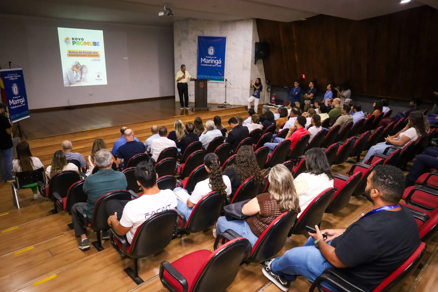 Programa Municipal de Bolsas de Estudo (Promube)
