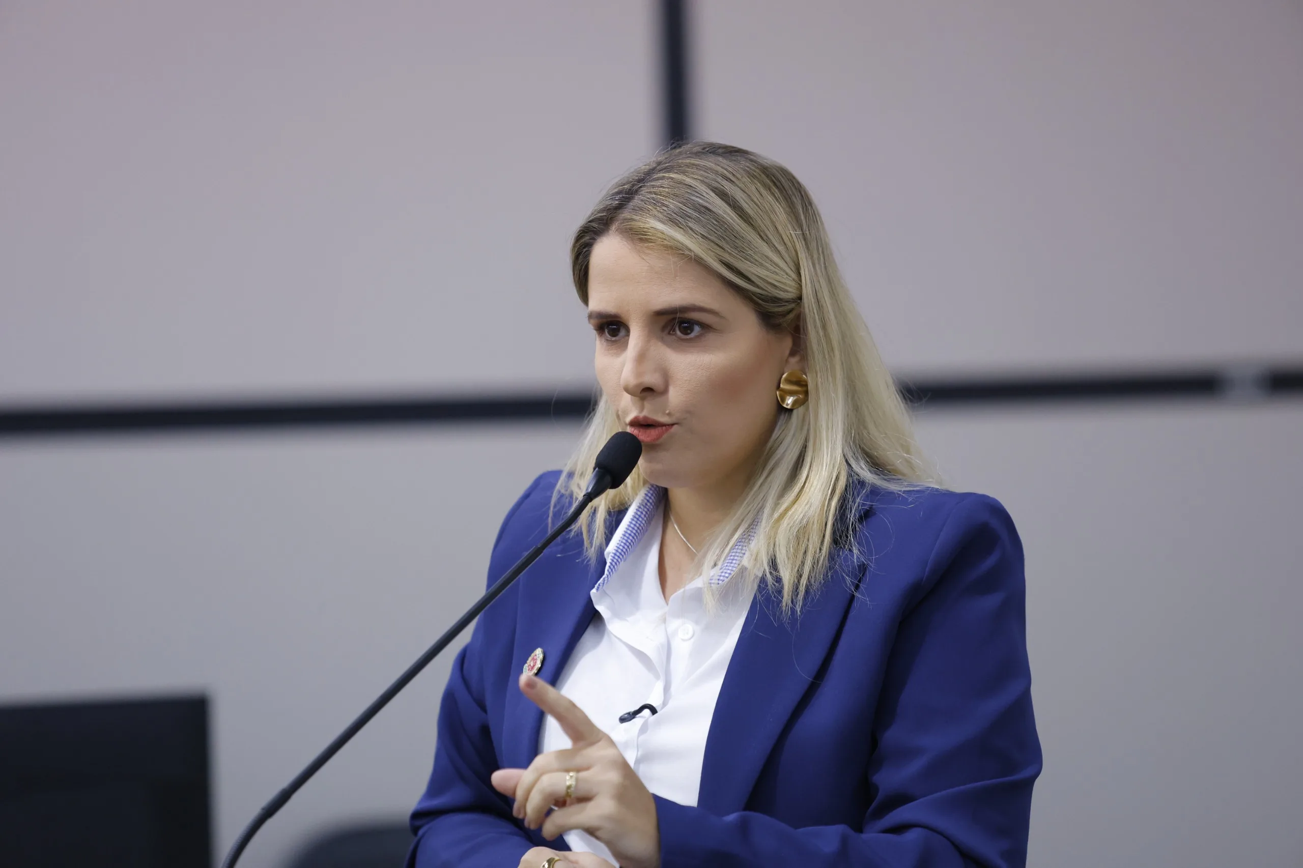 vereadora Majô
