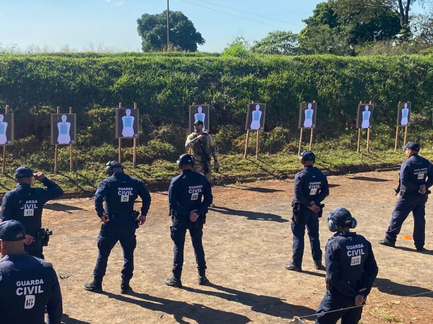 agentes da Romu passam por curso em Maringá