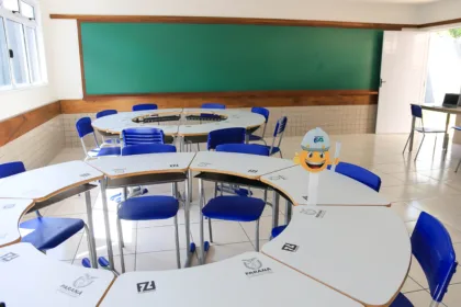 Paraná investe R$ 56,5 milhões em mobiliário para modernizar escolas estaduais