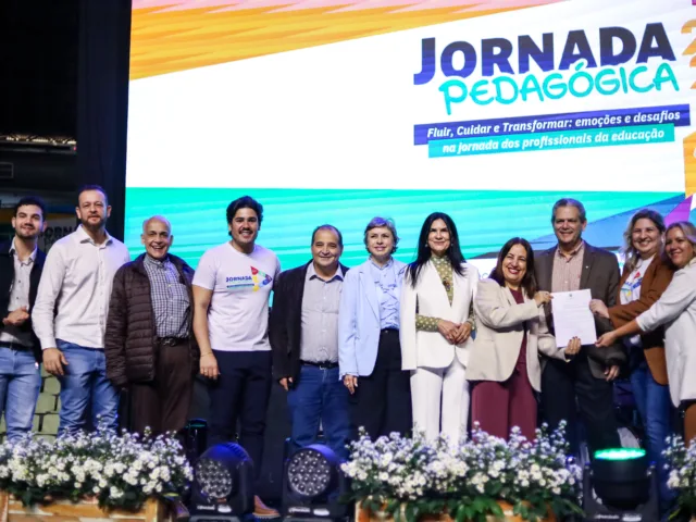 Secretaria de Educação de Maringá promove ‘Jornada Pedagógica’ com 4,4 mil servidores da rede municipal nesta sexta-feira, 10