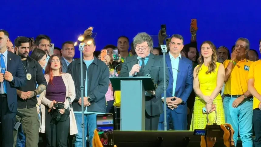Presidente da Argentina, Javier Milei,em São Paulo, na convenção do Partido Liberal (PL) que oficializou a candidatura de Flávio Bolsonaro