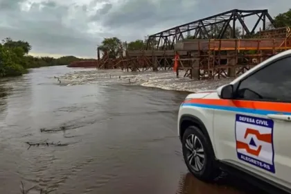 Tempestades: granizo e chuvas provocam estragos em 43 municípios do Rio Grande do Sul
