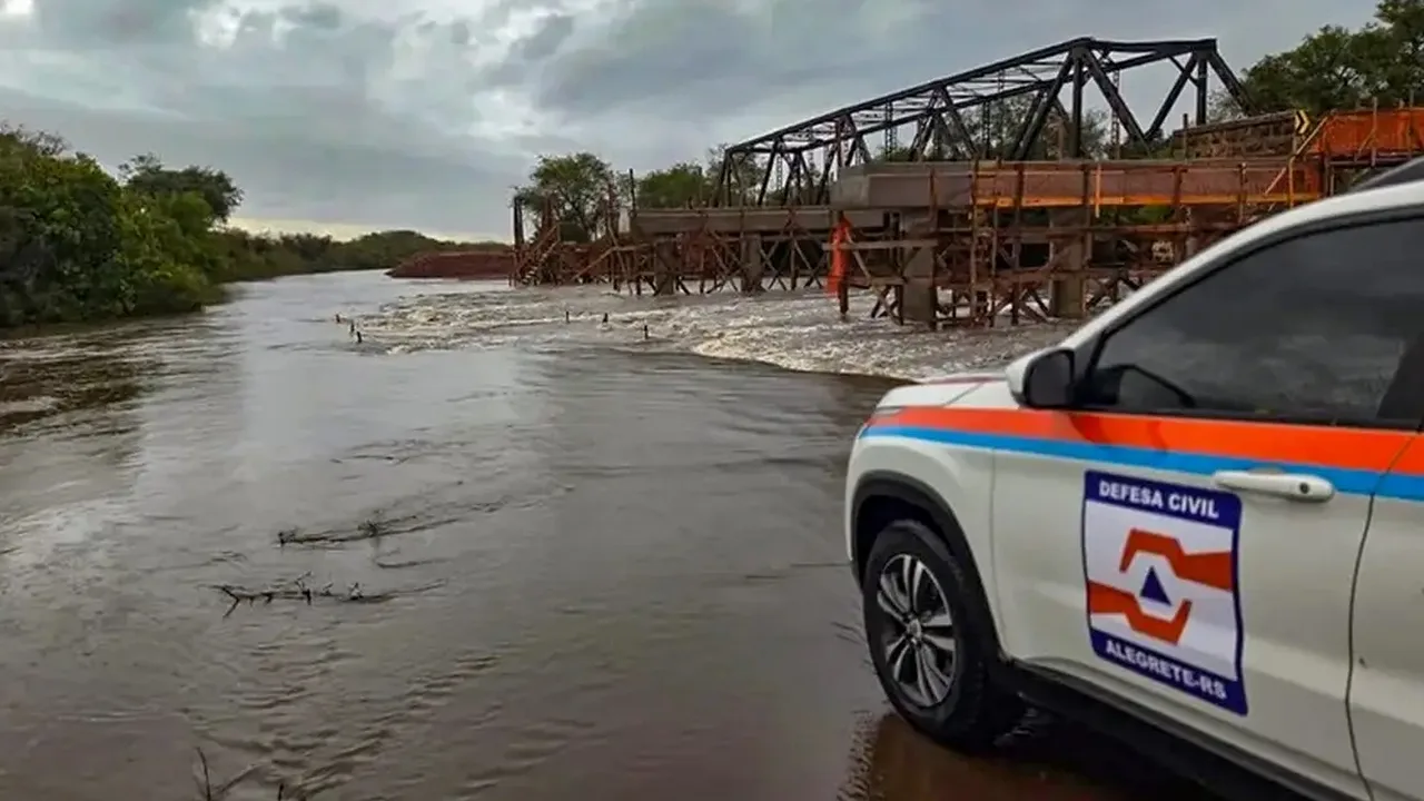 Tempestades: granizo e chuvas provocam estragos em 43 municípios do Rio Grande do Sul
