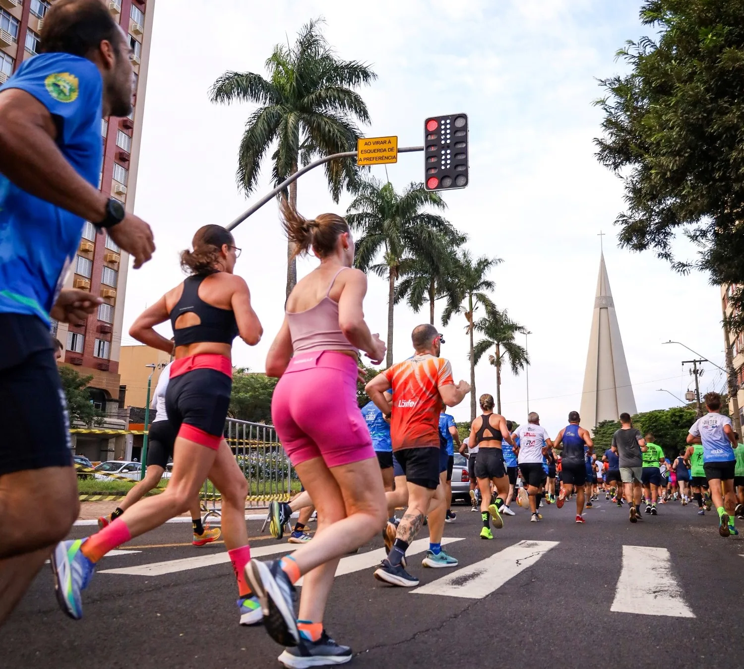 ‘Corrida Lilás’ em Maringá