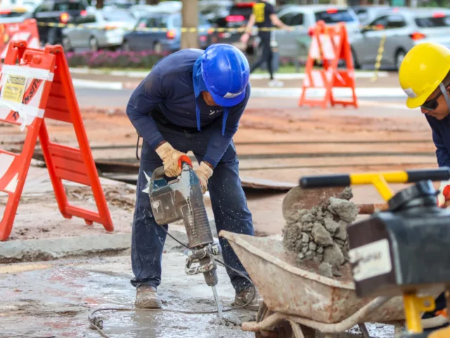 Obra do trecho elevado em frente à Catedral avança para fase de preparação da base e infraestrutura