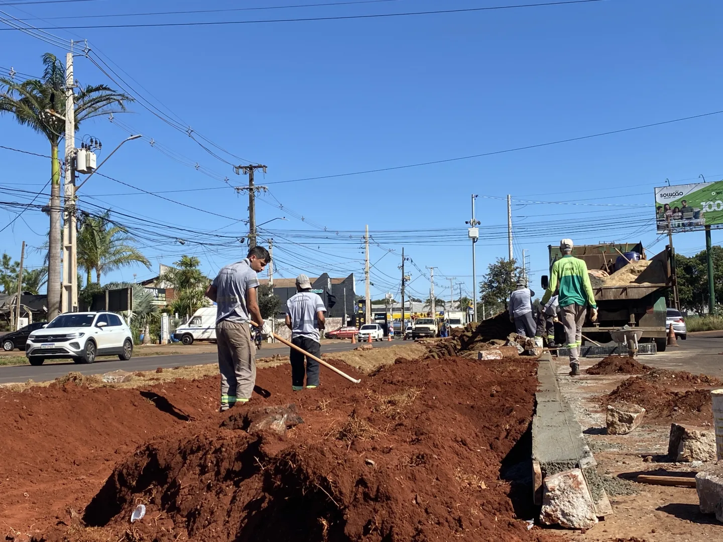 Prefeitura executa nova intervenção de drenagem na Avenida Morangueira para reforçar sistema de escoamento de águas pluviais