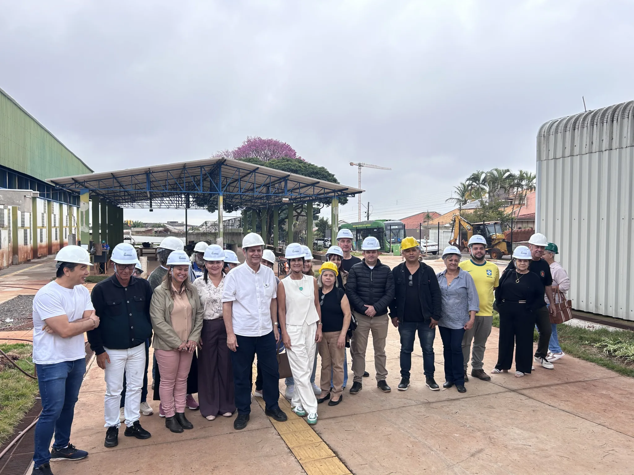 ‘Caravana São Tome’ permite que lideranças comunitárias conheçam de perto obras em andamento em Maringá