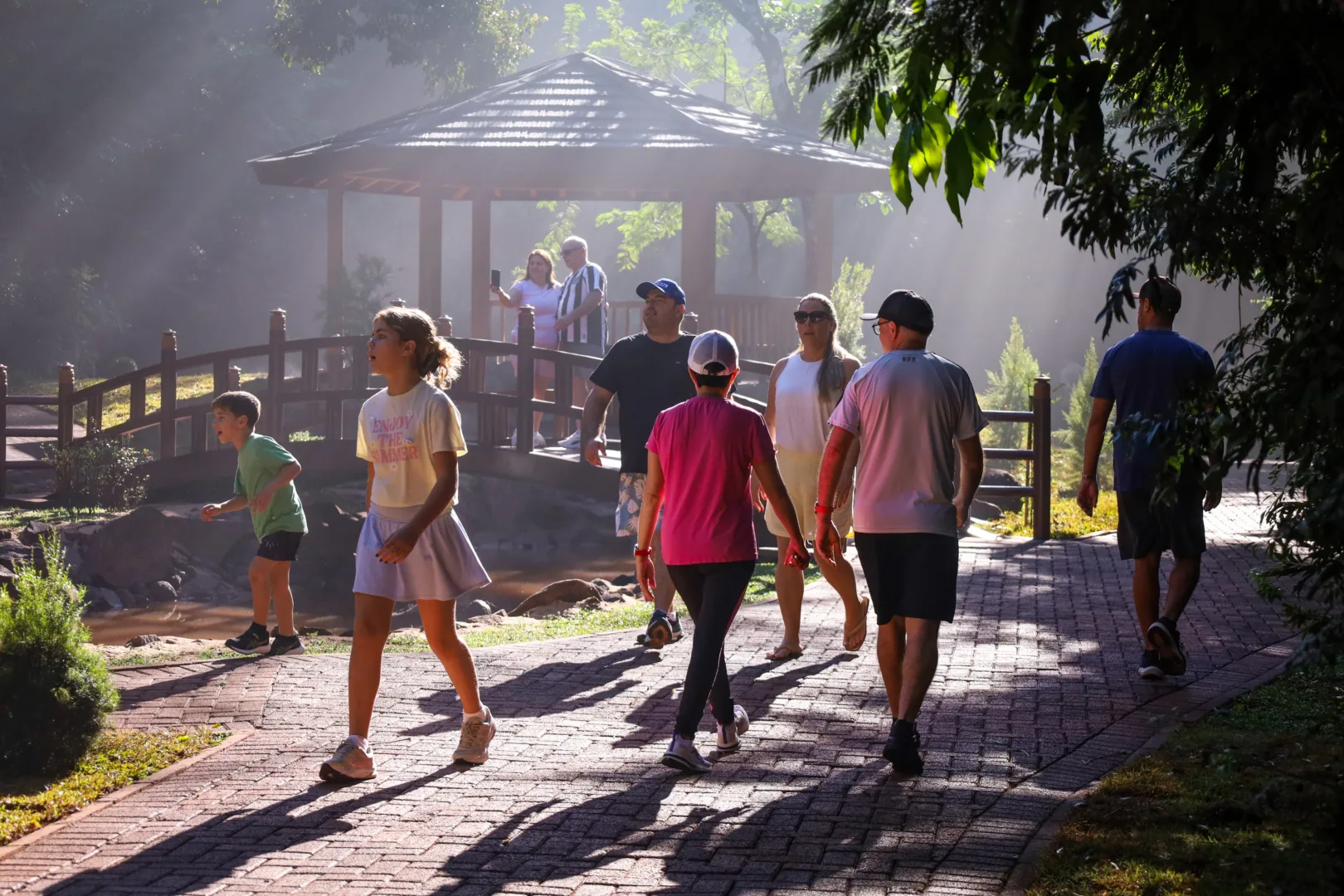 Do Espaço Piquenique à praça de food trucks: Parque do Ingá oferece opções de lazer para a comunidade 6 Jardim Japonês, no Parque do Ingá