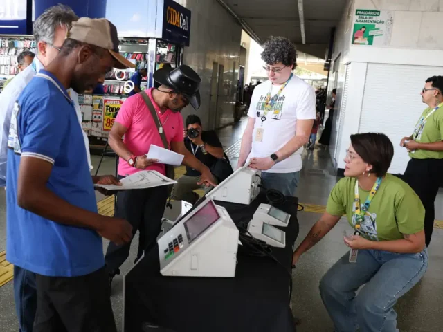 Como solicitar o voto em trânsito para votar nas Eleições 2026