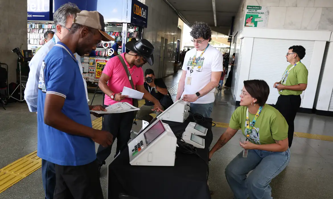 Como solicitar o voto em trânsito para votar nas Eleições 2026